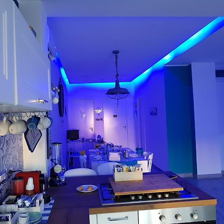 Bed and Breakfast #Zonaporto Napoli Esterno foto